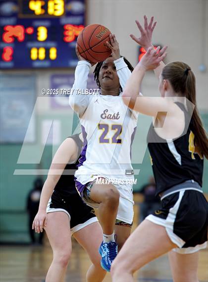 Thumbnail 3 in Honeoye Falls-Lima @ East  (NYSPHAA Section V Class B Quarter Final) photogallery.