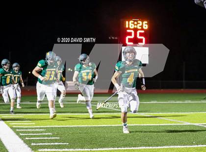 Thumbnail 3 in Maryville vs. Blair Oaks (MSHSAA Class 3 Championship) photogallery.