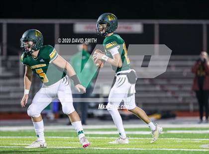 Thumbnail 3 in Maryville vs. Blair Oaks (MSHSAA Class 3 Championship) photogallery.