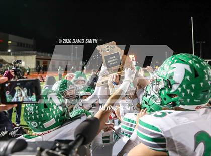 Thumbnail 2 in Maryville vs. Blair Oaks (MSHSAA Class 3 Championship) photogallery.