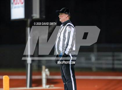 Thumbnail 2 in Maryville vs. Blair Oaks (MSHSAA Class 3 Championship) photogallery.