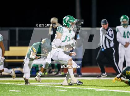 Thumbnail 2 in Maryville vs. Blair Oaks (MSHSAA Class 3 Championship) photogallery.