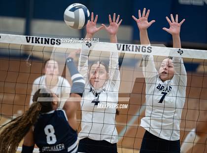 Thumbnail 2 in Shoemaker @ Bryan photogallery.