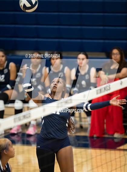 Thumbnail 2 in Shoemaker @ Bryan photogallery.