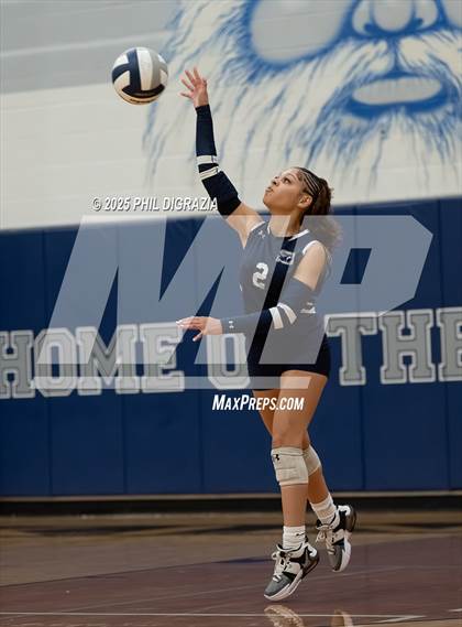 Thumbnail 3 in Shoemaker @ Bryan photogallery.