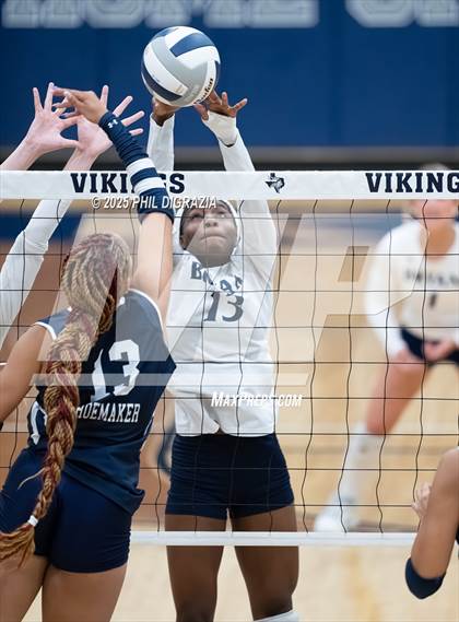 Thumbnail 3 in Shoemaker @ Bryan photogallery.