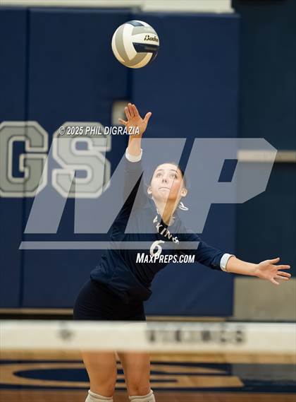 Thumbnail 1 in Shoemaker @ Bryan photogallery.