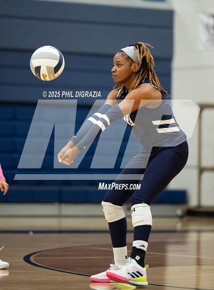 Thumbnail 1 in Shoemaker @ Bryan photogallery.