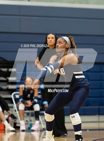 Thumbnail 1 in Shoemaker @ Bryan photogallery.