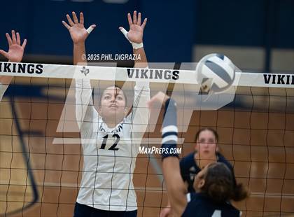 Thumbnail 3 in Shoemaker @ Bryan photogallery.