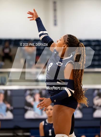 Thumbnail 1 in Shoemaker @ Bryan photogallery.