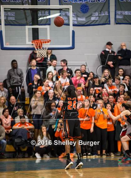 Thumbnail 3 in Stamford vs Fairfield Warde (FCIAC Final) photogallery.