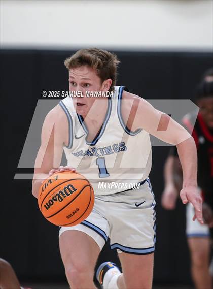 Thumbnail 3 in Corona Del Mar vs Coronado (Harvard-Westlake Winter Showcase) photogallery.