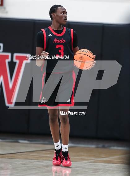 Thumbnail 2 in Corona Del Mar vs Coronado (Harvard-Westlake Winter Showcase) photogallery.