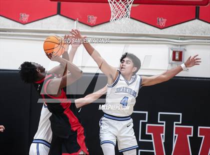 Thumbnail 2 in Corona Del Mar vs Coronado (Harvard-Westlake Winter Showcase) photogallery.