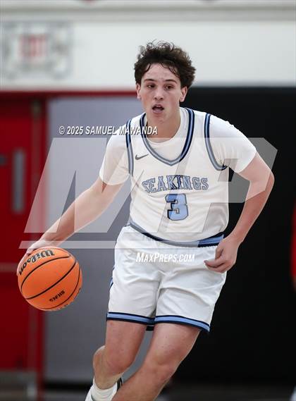 Thumbnail 2 in Corona Del Mar vs Coronado (Harvard-Westlake Winter Showcase) photogallery.