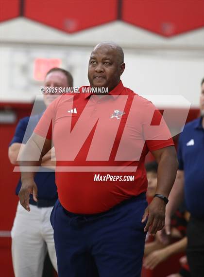 Thumbnail 1 in Corona Del Mar vs Coronado (Harvard-Westlake Winter Showcase) photogallery.