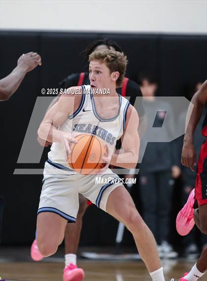 Thumbnail 1 in Corona Del Mar vs Coronado (Harvard-Westlake Winter Showcase) photogallery.