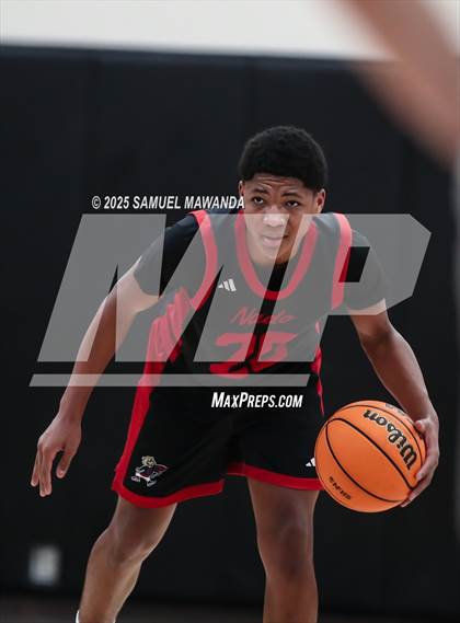 Thumbnail 3 in Corona Del Mar vs Coronado (Harvard-Westlake Winter Showcase) photogallery.