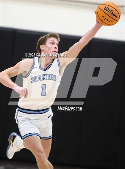 Thumbnail 1 in Corona Del Mar vs Coronado (Harvard-Westlake Winter Showcase) photogallery.