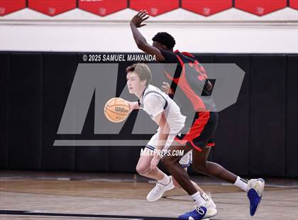 Thumbnail 1 in Corona Del Mar vs Coronado (Harvard-Westlake Winter Showcase) photogallery.