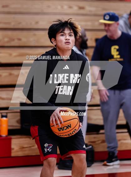 Thumbnail 2 in Corona Del Mar vs Coronado (Harvard-Westlake Winter Showcase) photogallery.