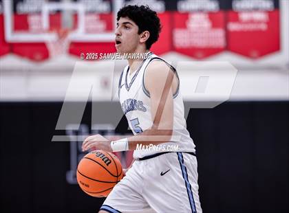 Thumbnail 2 in Corona Del Mar vs Coronado (Harvard-Westlake Winter Showcase) photogallery.