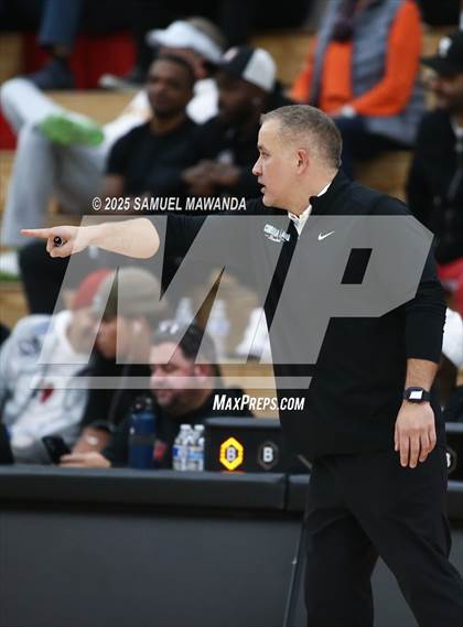 Thumbnail 3 in Corona Del Mar vs Coronado (Harvard-Westlake Winter Showcase) photogallery.