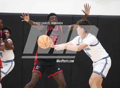 Thumbnail 3 in Corona Del Mar vs Coronado (Harvard-Westlake Winter Showcase) photogallery.