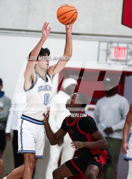 Thumbnail 1 in Corona Del Mar vs Coronado (Harvard-Westlake Winter Showcase) photogallery.