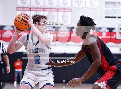 Thumbnail 2 in Corona Del Mar vs Coronado (Harvard-Westlake Winter Showcase) photogallery.