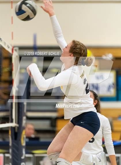 Thumbnail 2 in Folsom @ Oak Ridge photogallery.