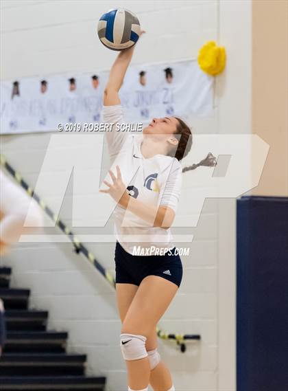 Thumbnail 1 in Folsom @ Oak Ridge photogallery.