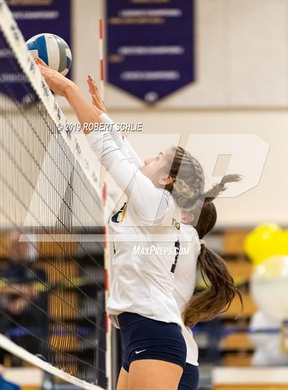 Thumbnail 2 in Folsom @ Oak Ridge photogallery.