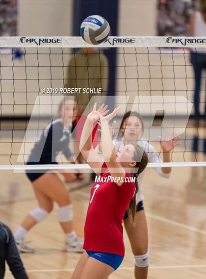 Thumbnail 2 in Folsom @ Oak Ridge photogallery.