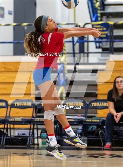 Thumbnail 2 in Folsom @ Oak Ridge photogallery.