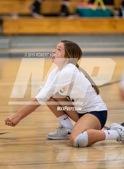 Thumbnail 3 in Folsom @ Oak Ridge photogallery.