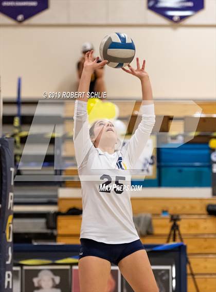 Thumbnail 3 in Folsom @ Oak Ridge photogallery.