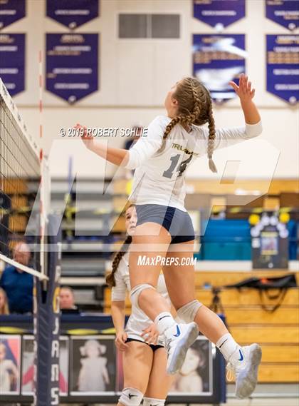 Thumbnail 2 in Folsom @ Oak Ridge photogallery.
