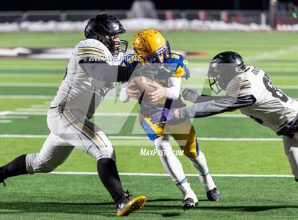 Thumbnail 3 in San Juan vs. Emery (UHSAA 2A Semifinal) photogallery.