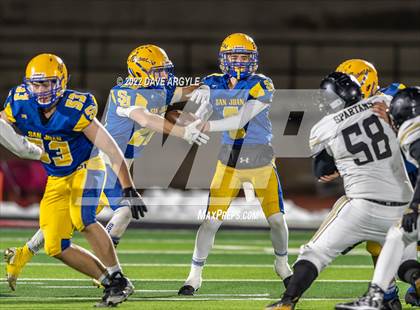 Thumbnail 3 in San Juan vs. Emery (UHSAA 2A Semifinal) photogallery.