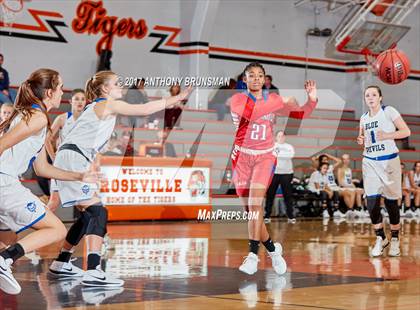 Thumbnail 1 in Davis vs. St. Ignatius (Roseville Elite Showcase) photogallery.