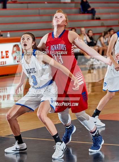 Thumbnail 3 in Davis vs. St. Ignatius (Roseville Elite Showcase) photogallery.