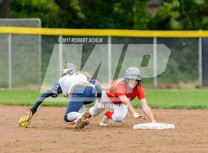 Thumbnail 2 in Folsom @ Oak Ridge photogallery.