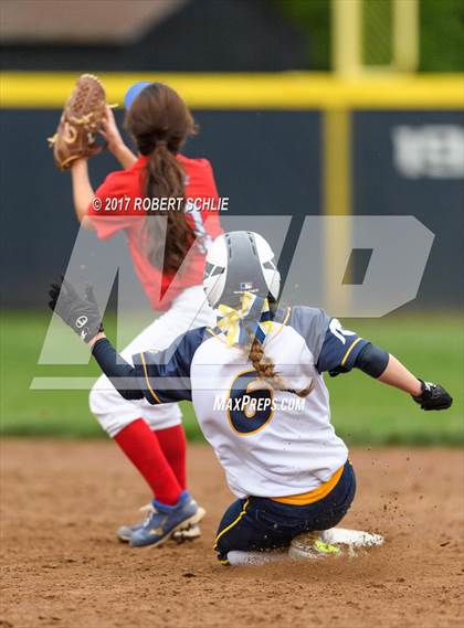 Thumbnail 3 in Folsom @ Oak Ridge photogallery.