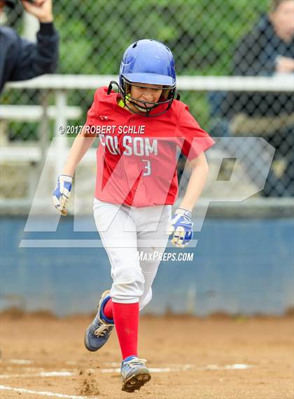 Thumbnail 2 in Folsom @ Oak Ridge photogallery.