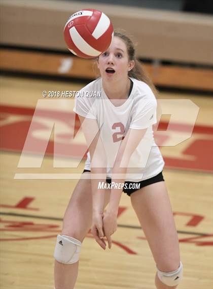 Thumbnail 3 in JSerra Catholic @ Orange Lutheran photogallery.
