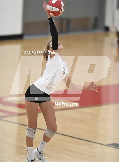Thumbnail 2 in JSerra Catholic @ Orange Lutheran photogallery.