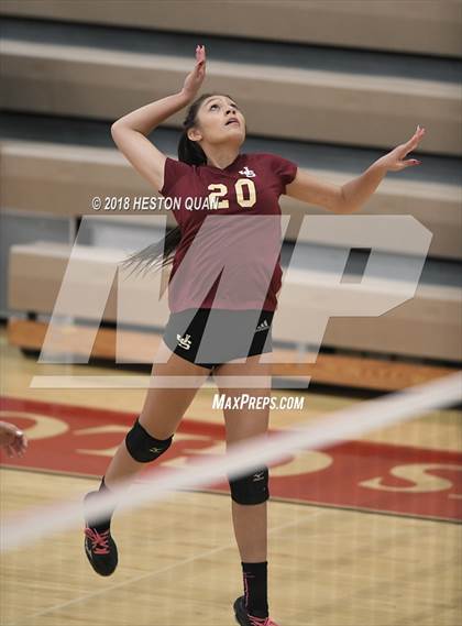 Thumbnail 3 in JSerra Catholic @ Orange Lutheran photogallery.