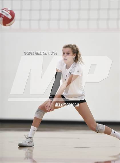 Thumbnail 3 in JSerra Catholic @ Orange Lutheran photogallery.